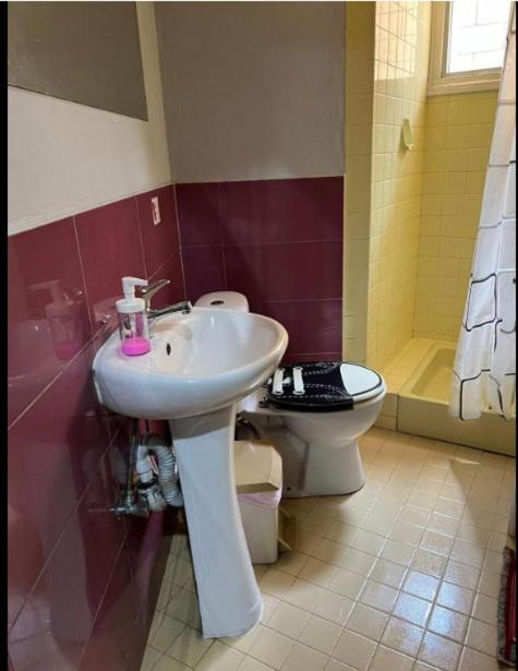 Noer Hostel Larnaca Buitenkant foto